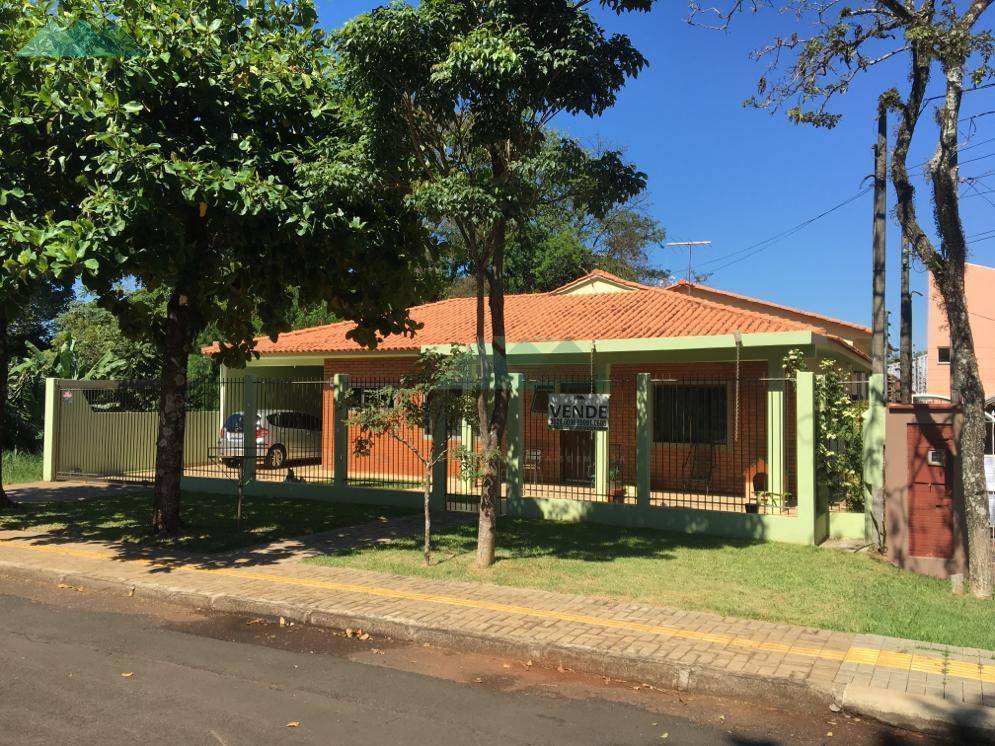 Casa com 4 Dormitórios  Sendo 1 Suíteà Venda, 200 M² Por R$ 750.000 - Jardim Eliza I - Foz do Iguaçu | PAULUK IMÓVEIS | Portal OBusca