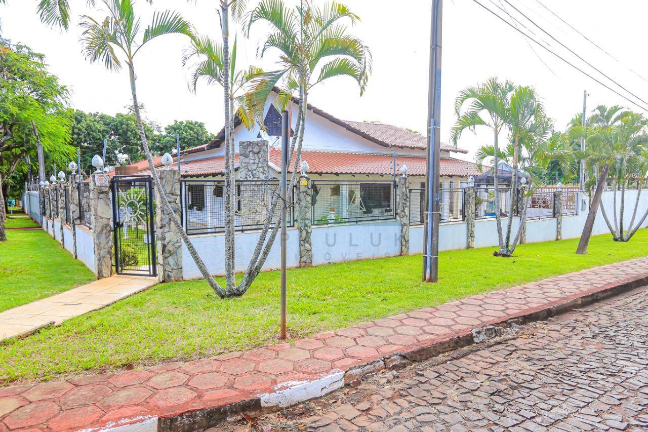 Casa com 3 Dormitórios, Sendo 1 Suíte, à venda Por R$ 850.000 - Jardim Eliza I - Foz do Iguaçu/pr | PAULUK IMÓVEIS | Portal OBusca