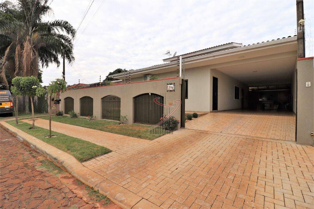 Casa com 4 Dormitórios à Venda, 242 M² Por R$ 880.000,00 - Jardim Bourbon - Foz do Iguaçu/pr | LINDINALVA ASSESSORIA | Portal OBusca