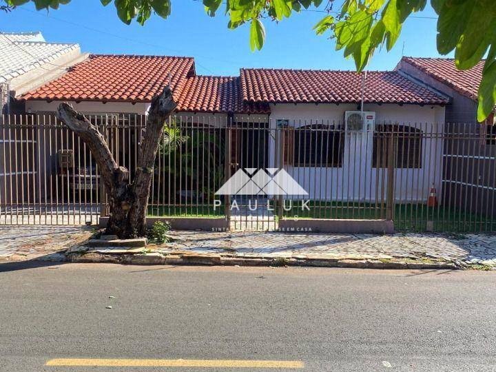 Casa com 4 Dormitórios Sendo 2 Suítes à Venda, 210 M² Por R$ 490.000 - Conjunto Libra - Foz do Iguaç | PAULUK IMÓVEIS | Portal OBusca