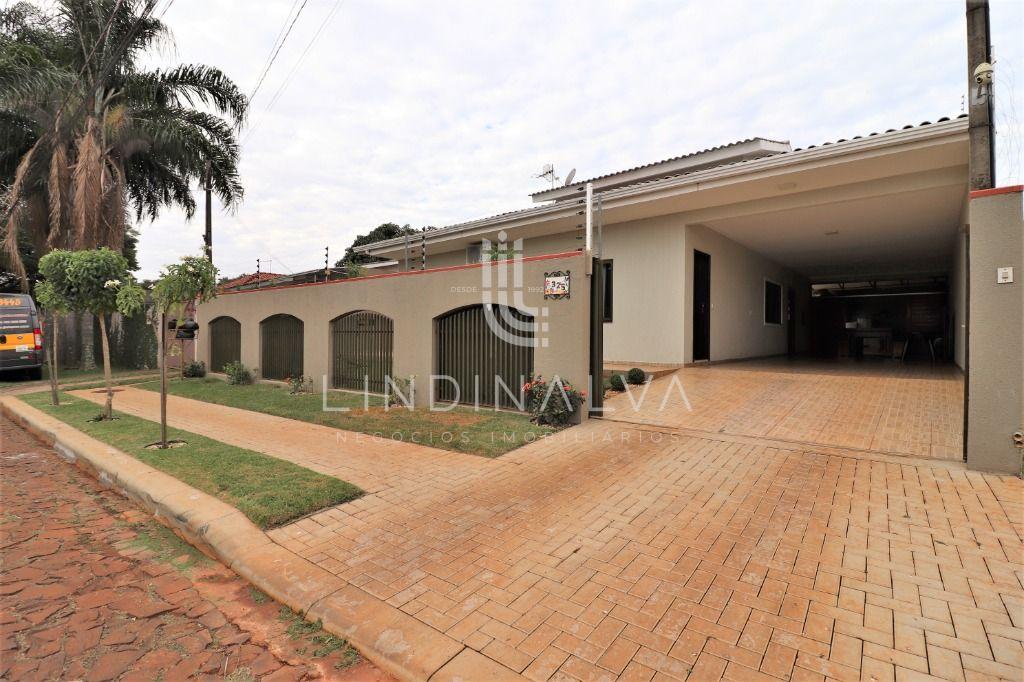 Casa com 4 Dormitórios à Venda, 242 M  Por R  880.000,00 - Jardim Bourbon - Foz do Iguaçu Pr | LINDINALVA ASSESSORIA | Portal OBusca