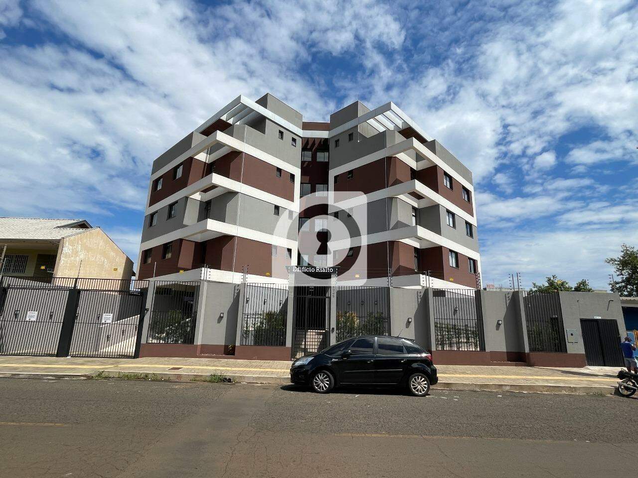 Apartamento à venda no Edifício Rialto na Vila Portes Em Foz do Iguaçu. | IGUASSU INVEST | Portal OBusca