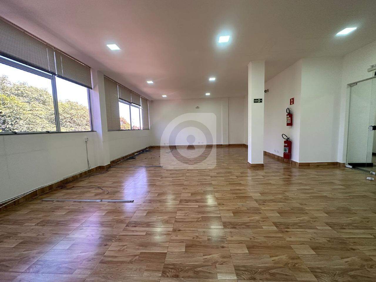 Sala Comercial Disponível para Locação no Edifício Hortolam de Foz do Iguaçu. | IGUASSU INVEST | Portal OBusca