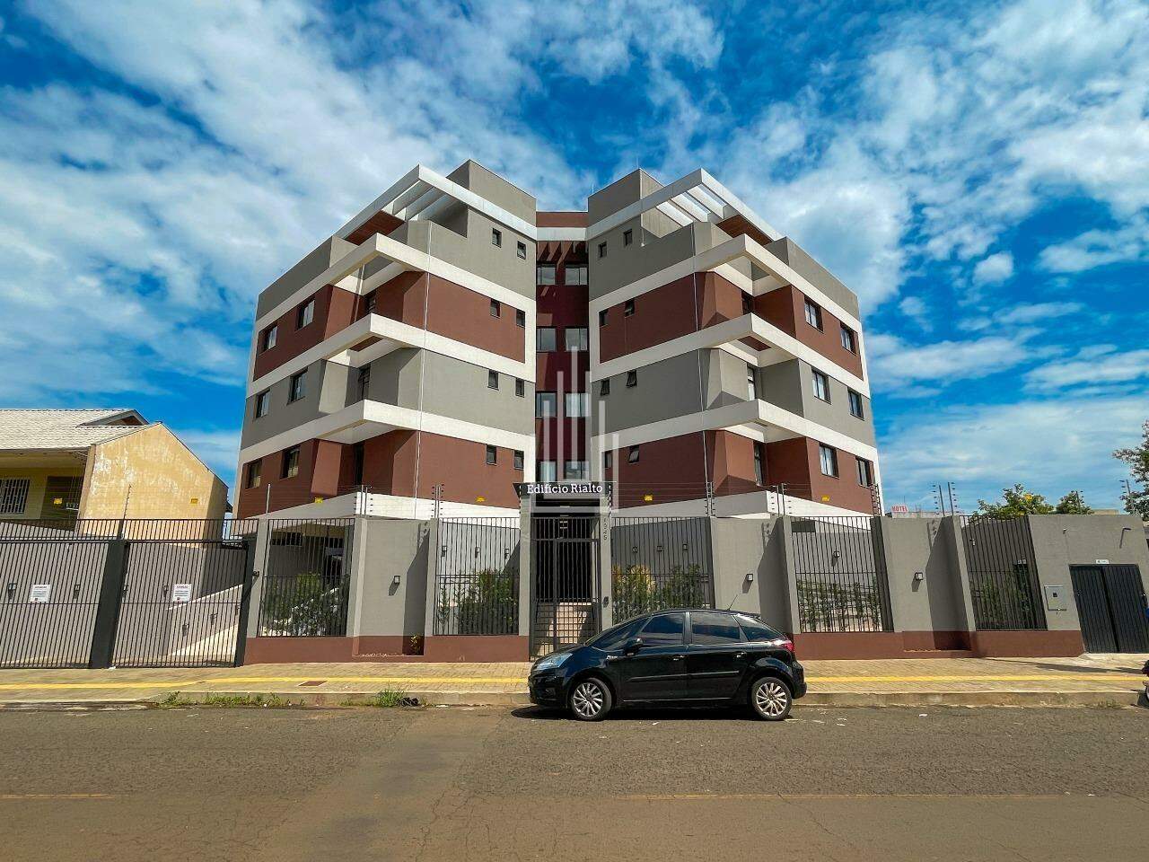 Apartamento à venda Em Foz do Iguaçu no Edifício Rialto na Vila Portes. | IGUASSU INVEST | Portal OBusca