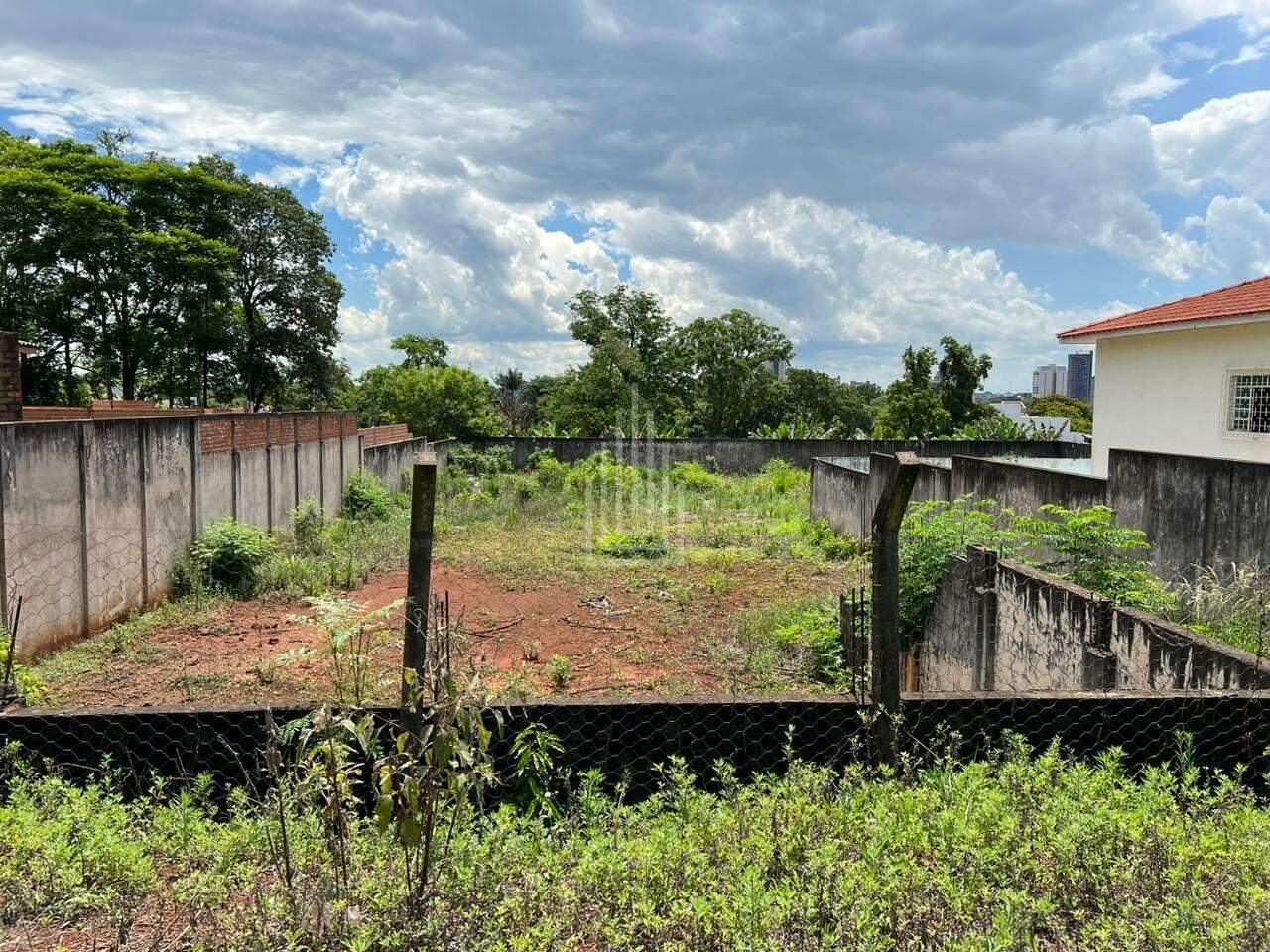 Terreno à venda no Bairro Vila Yolanda Em Foz do Iguaçu - Pr | IGUASSU INVEST | Portal OBusca