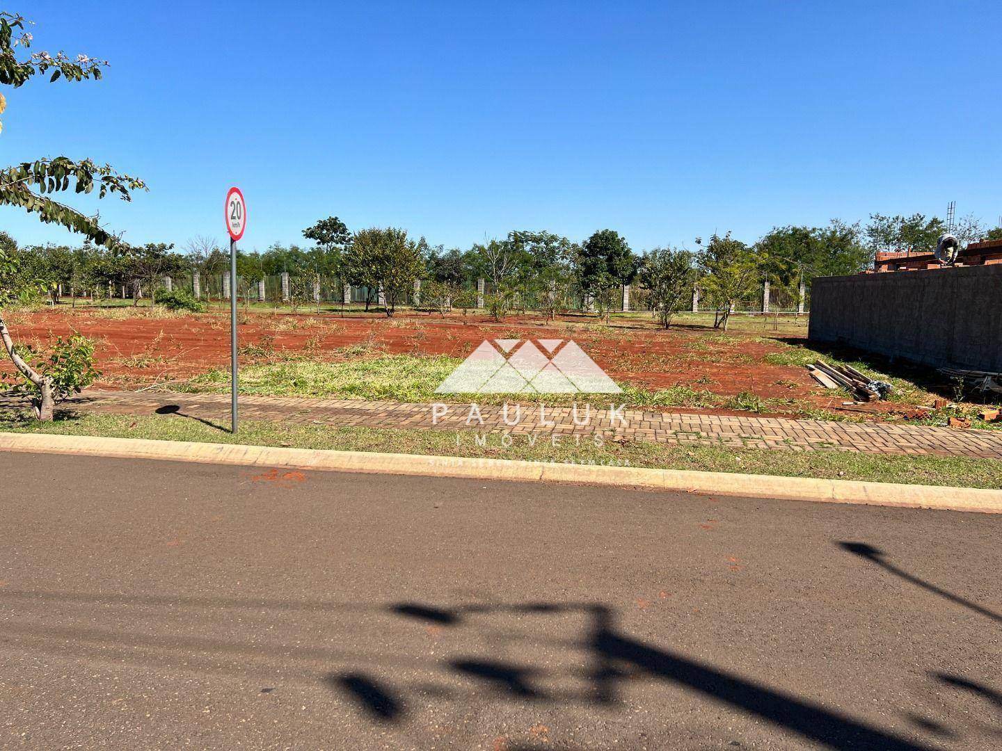 Terreno à Venda, 300 M² Por R$ 240.000,00 - Condomínio Iguaçu - Foz do Iguaçu/pr | PAULUK IMÓVEIS | Portal OBusca