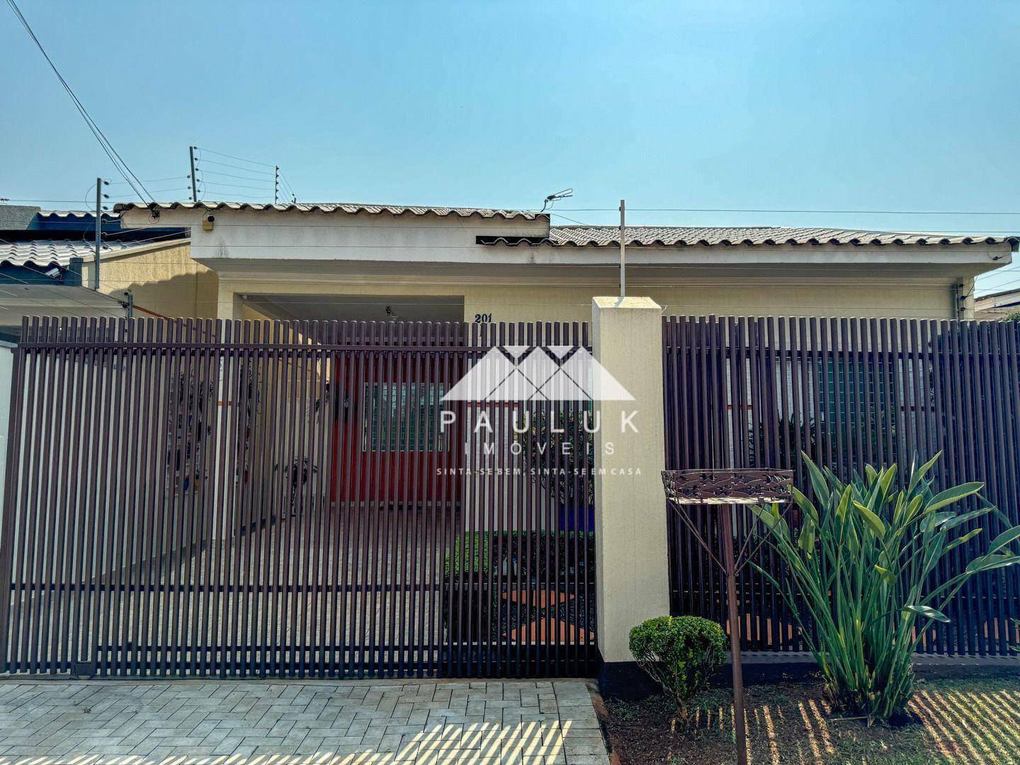 Casa com 3 Dormitórios Sendo 1 Suíte à Venda, 75 M² Por R$ 560.000 - Vila Yolanda - Foz do Iguaçu/pr | PAULUK IMÓVEIS | Portal OBusca