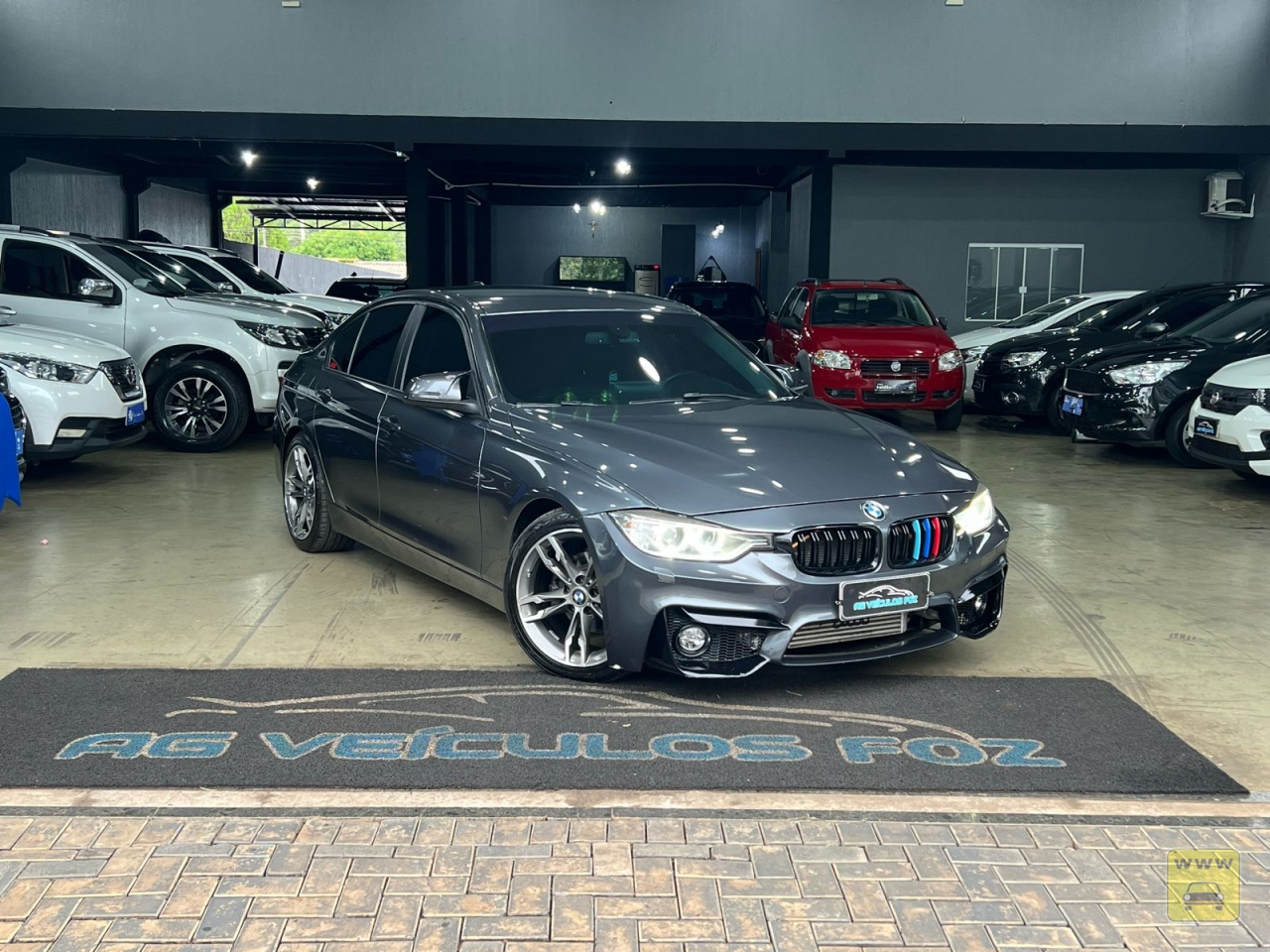 BMW 320i ACTIVE FLEX