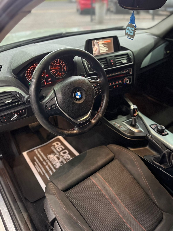 BMW 120i SPORT