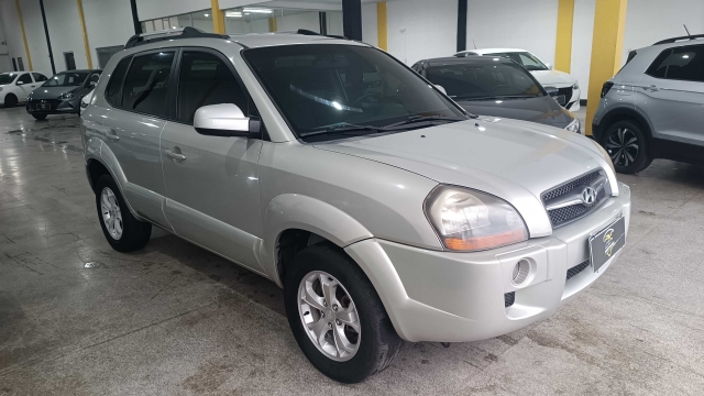 HYUNDAI TUCSON GLS AUT. 12/13 | R & F MOTORS | Portal OBusca