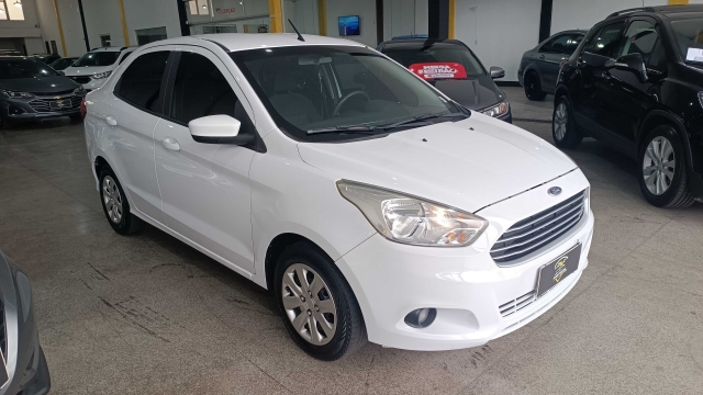 FORD Ka+ SEDAN SE 1.5 MEC 16/17 | R & F MOTORS | Portal OBusca