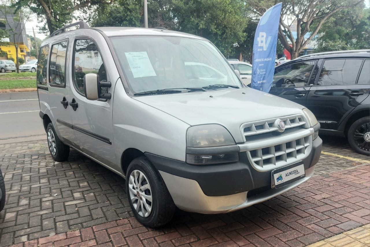 FIAT DOBLO ELX 1.8. Veículo ALMEIDA CARROS