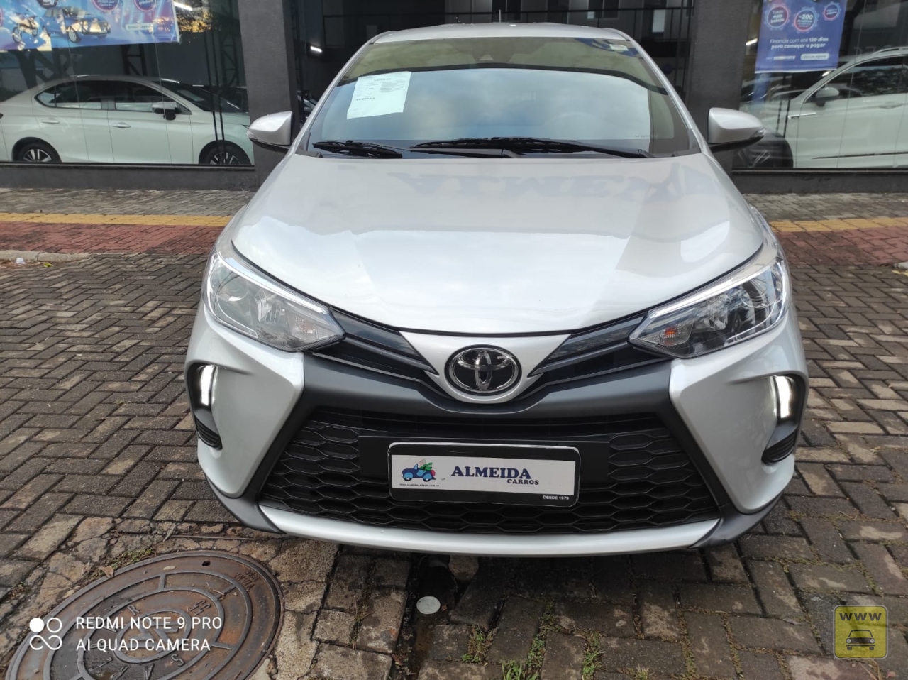 TOYOTA YARIS XS 1.5. Veículo ALMEIDA CARROS