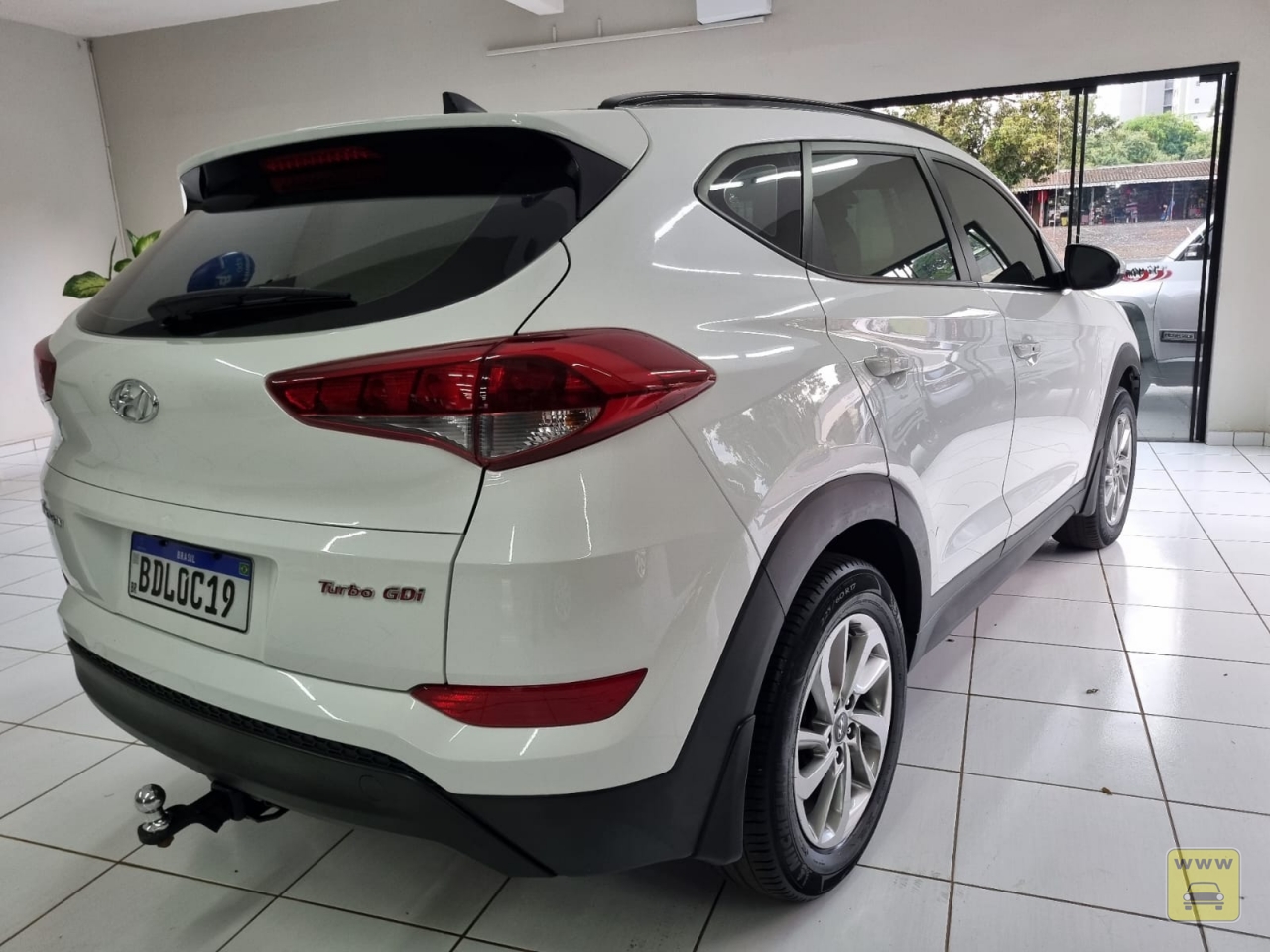 HYUNDAI TUCSON GLS   1.6 T.