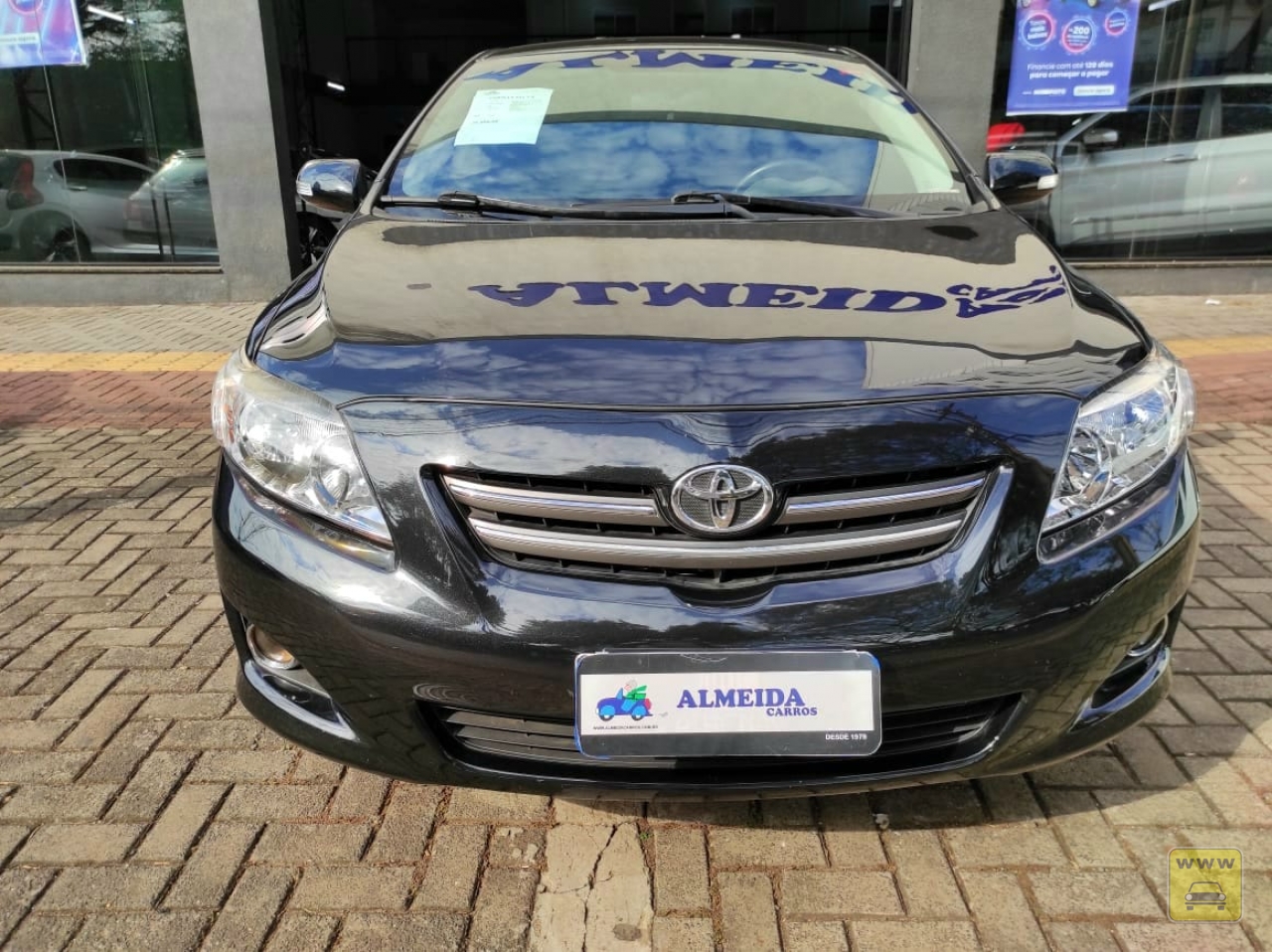 TOYOTA COROLLA XEI 1.8. Veículo ALMEIDA CARROS