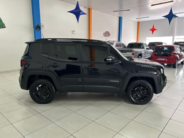 JEEP RENEGADE 2.0 16V TURBO DIESEL MOAB 4P 4X4 AUTOMÁTICO