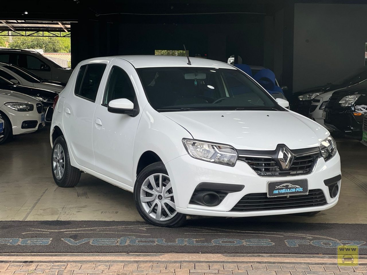 RENAULT SANDERO ZEN 1.0