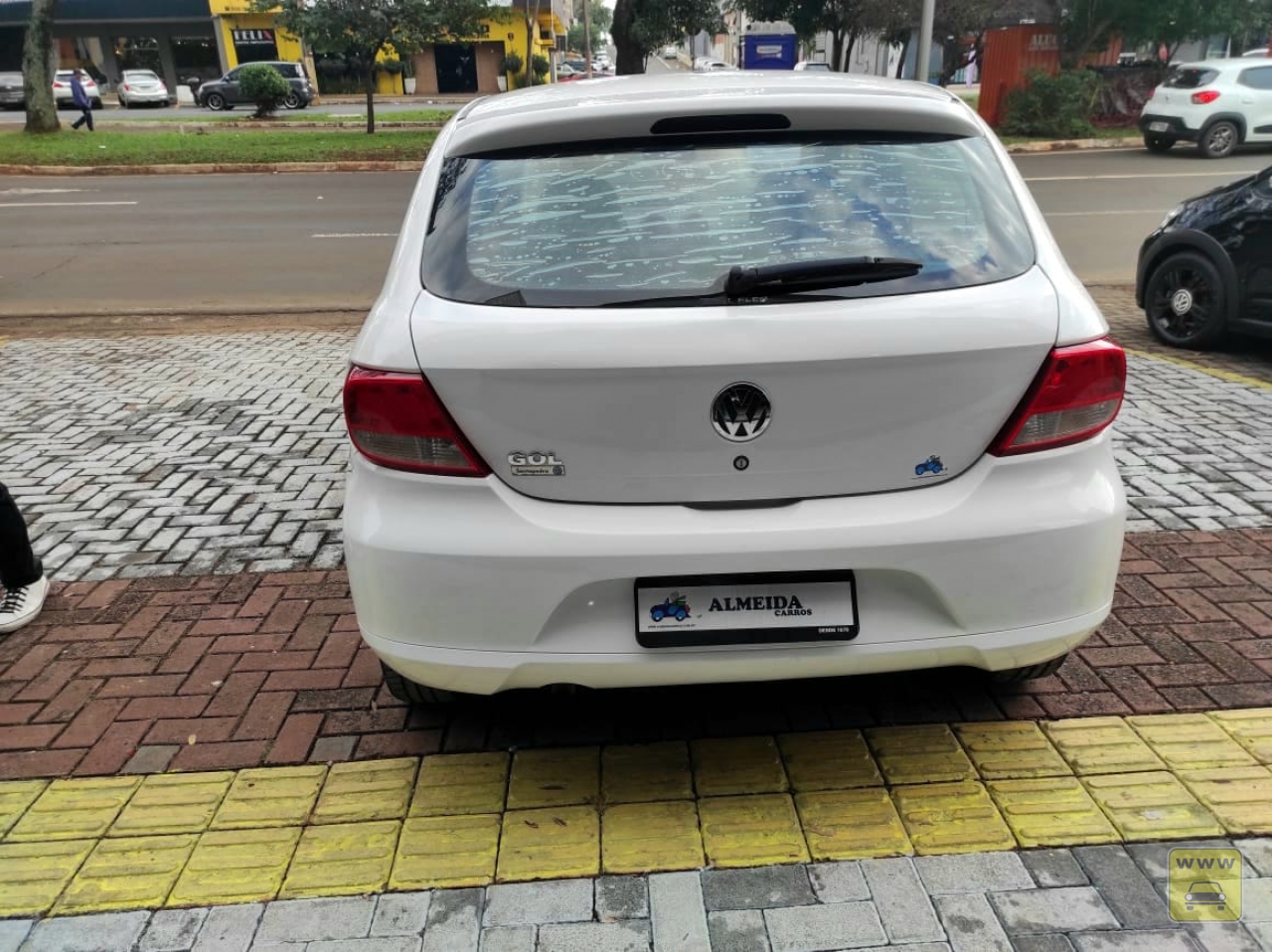 VOLKSWAGEN GOL 1.0. Veículo ALMEIDA CARROS