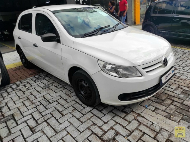 VOLKSWAGEN GOL TRENDLINE 1.0. Veículo ALMEIDA CARROS