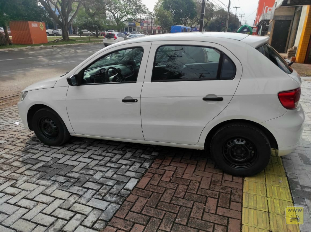 VOLKSWAGEN GOL 1.0. Veículo ALMEIDA CARROS