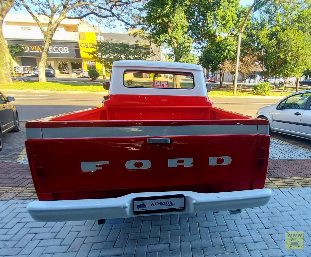 FORD F-100 A. Veículo ALMEIDA CARROS