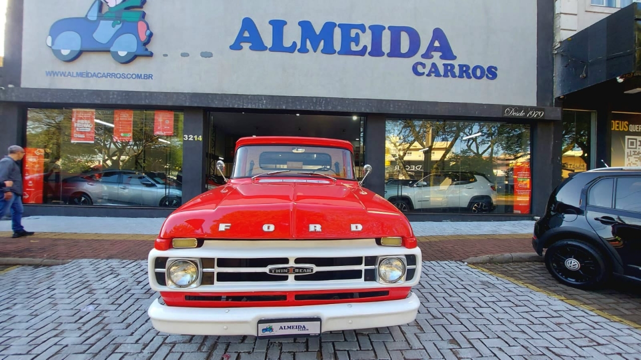 FORD F-100 A. Veículo ALMEIDA CARROS