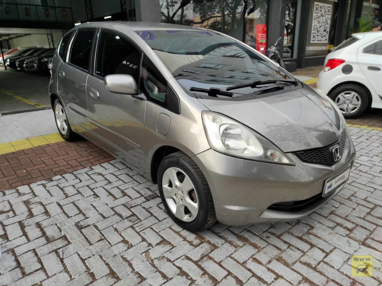 HONDA FIT LX. Veículo ALMEIDA CARROS