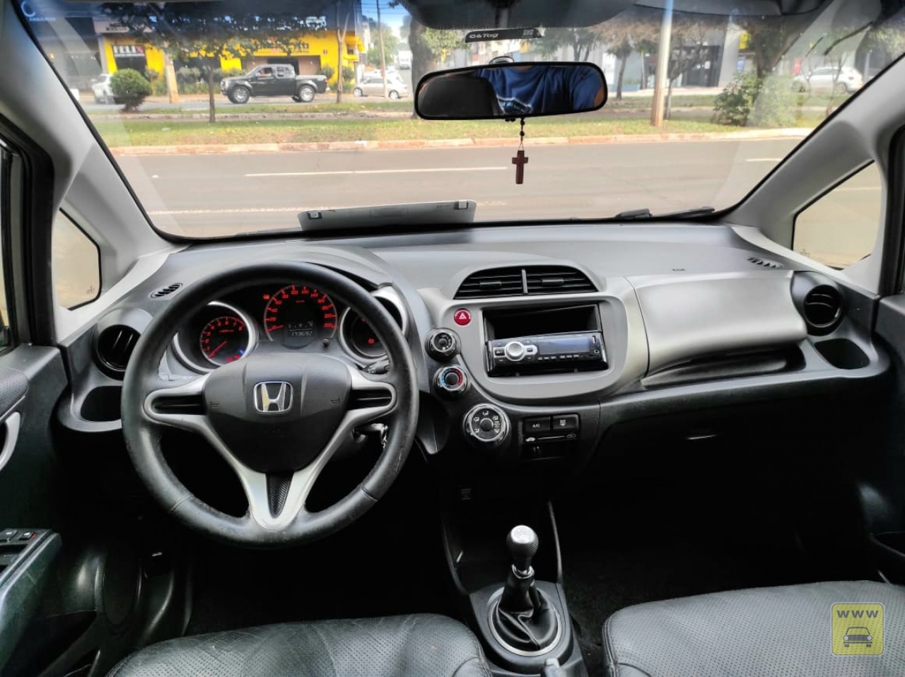 HONDA FIT LX. Veículo ALMEIDA CARROS