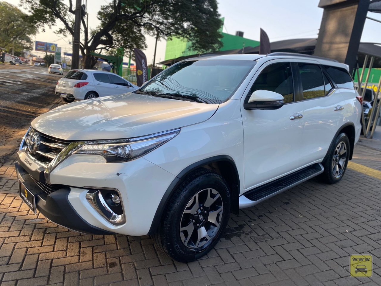 TOYOTA HILUX SWD DIAMO