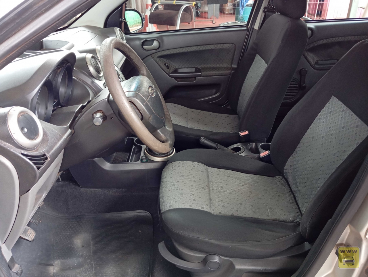 FORD FIESTA 1.6 8V FLEX