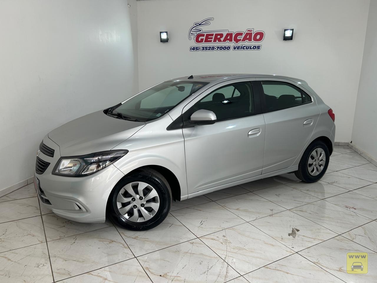 CHEVROLET ONIX JOY 1.0 COMPLETO. Veículo GERAÇÃO VEÍCULOS - FOZ