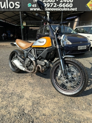 DUCATI SCRAMBLER CLASSIC 16/16 | Luciano Veículos | Portal OBusca