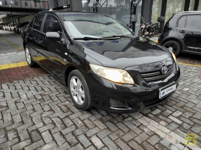 TOYOTA COROLLA GLI UPPER. Veículo ALMEIDA CARROS