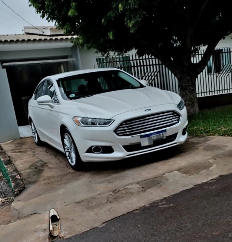 FORD FUSION FWD GTDI B. Veículo ALMEIDA CARROS