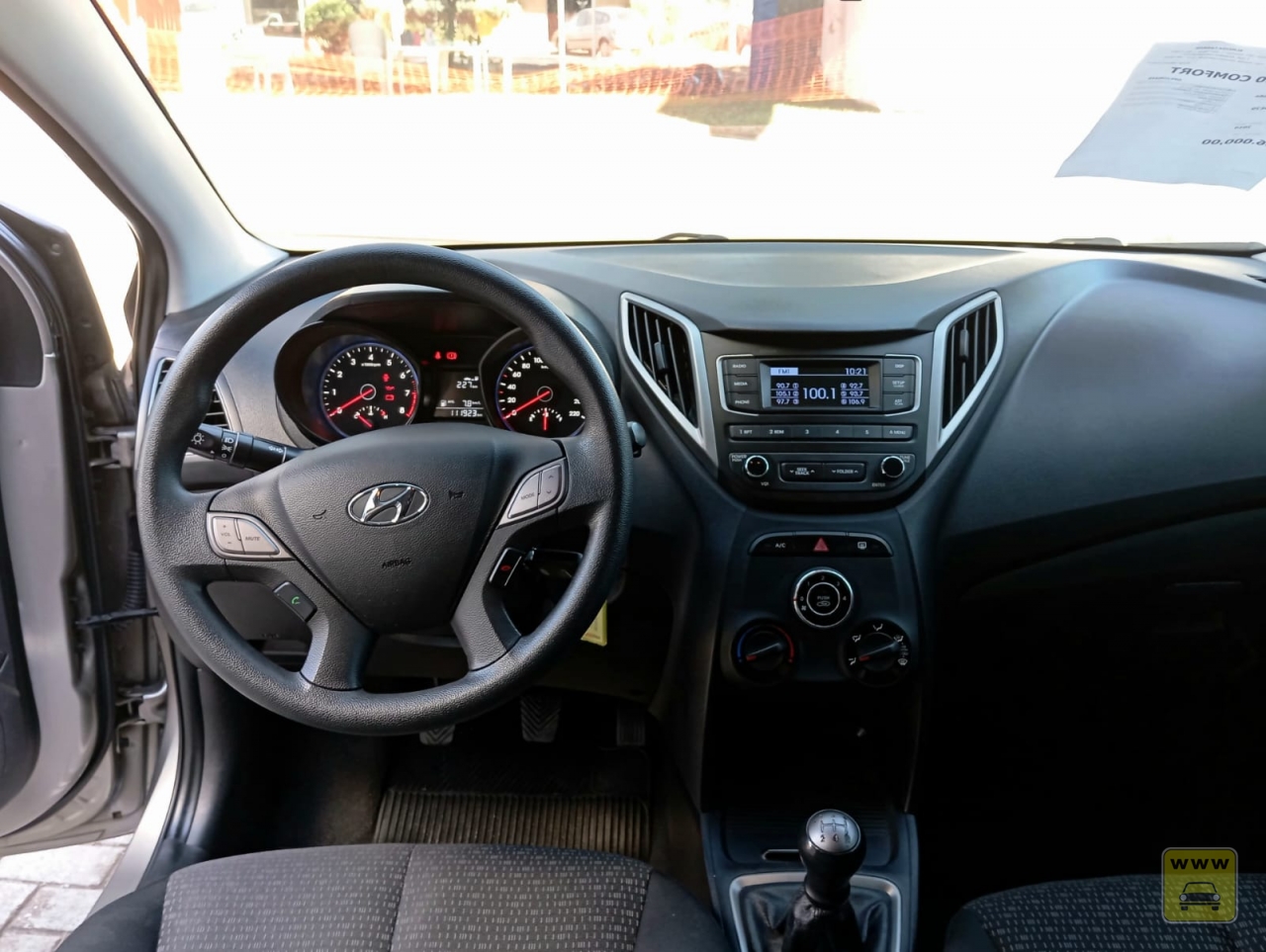 HYUNDAI HB20 1.0 COMFORT. Veículo ALMEIDA CARROS