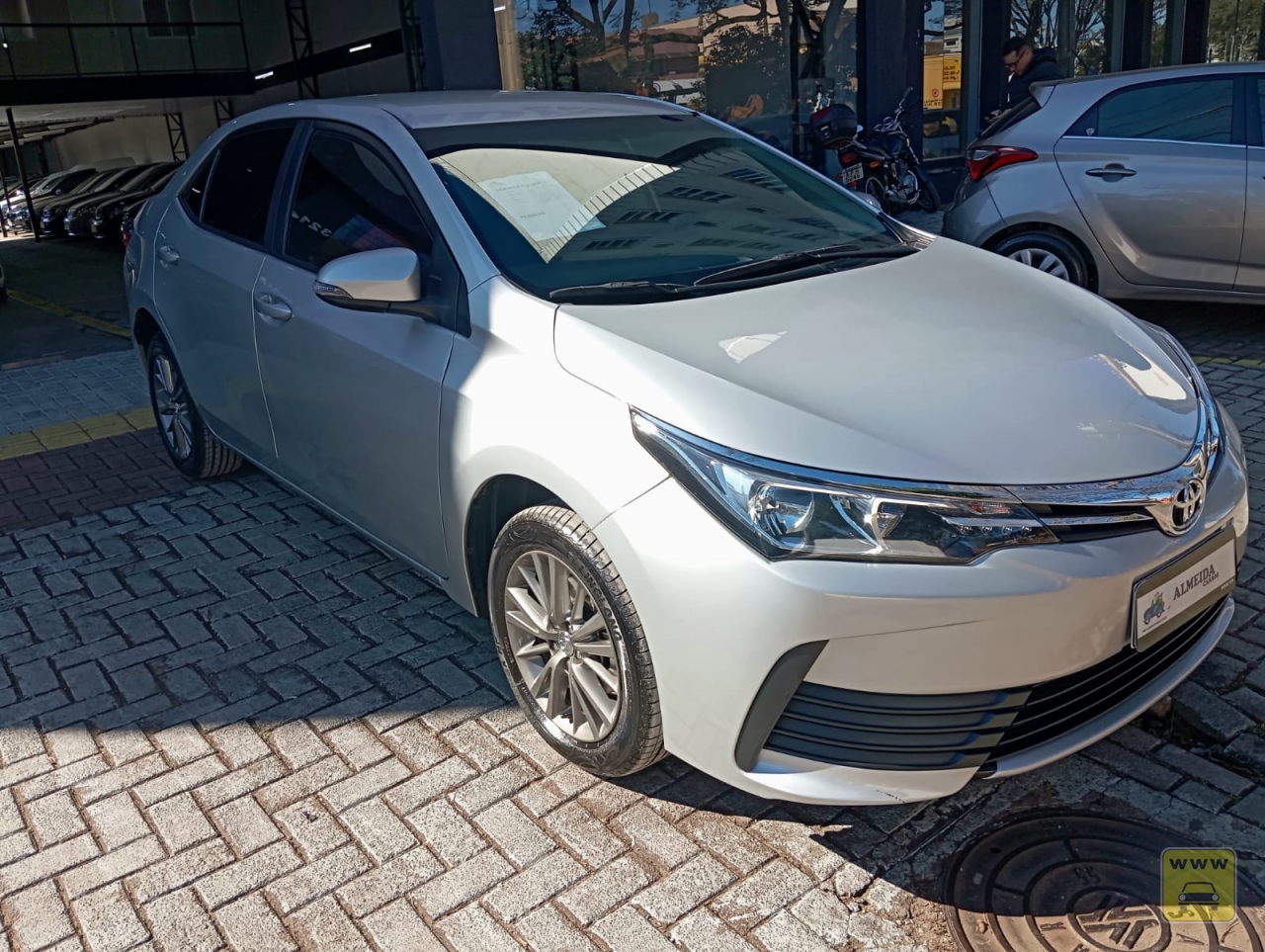 TOYOTA COROLLA GLI UPPER. Veículo ALMEIDA CARROS