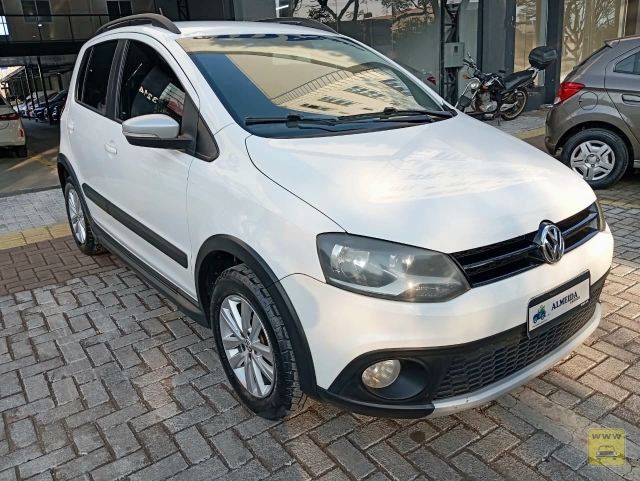 VOLKSWAGEN CROSSFOX GII 13/14 | ALMEIDA CARROS | Portal OBusca