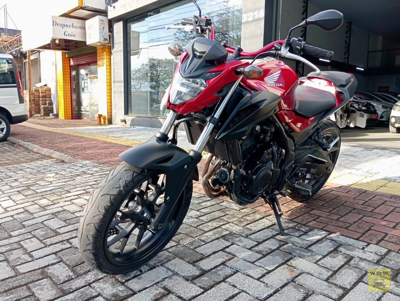 HONDA CB 500  F. Veículo ALMEIDA CARROS