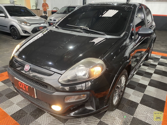 FIAT PUNTO BLACKMOTION 13/14 | Ozy Veículos | Portal OBusca