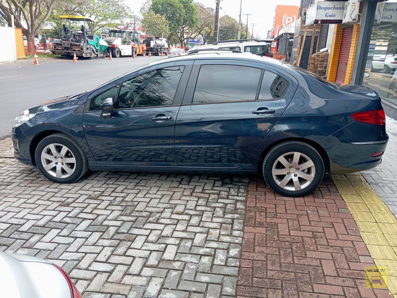 PEUGEOT 408 ALLURE. Veículo ALMEIDA CARROS