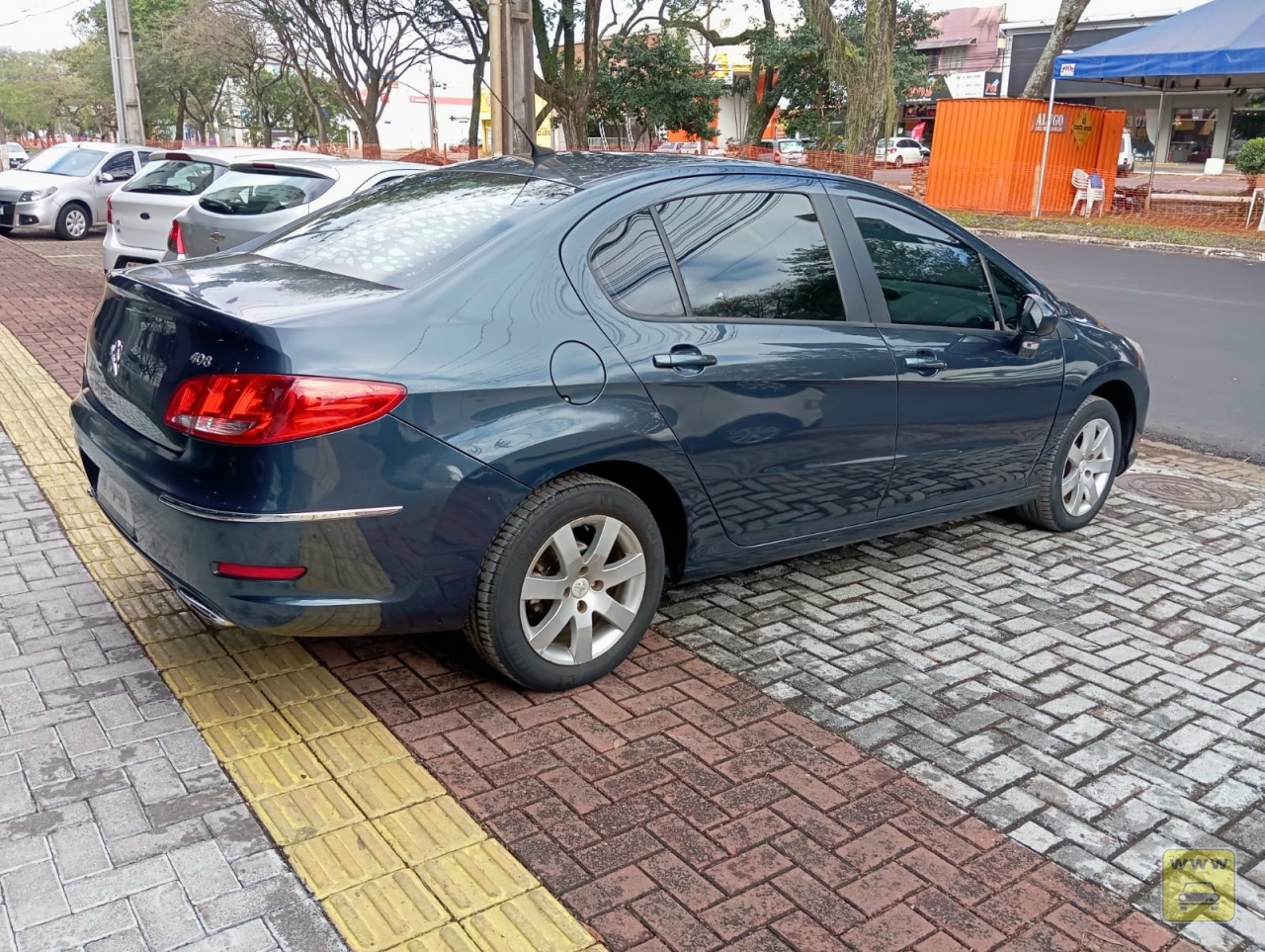 PEUGEOT 408 ALLURE. Veículo ALMEIDA CARROS