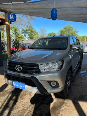 TOYOTA HILUX CD 4X4 2.8 MEC 17/17 | Garage Sete | Portal OBusca