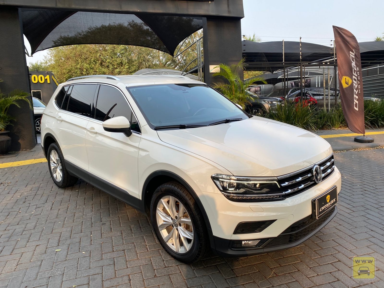 VOLKSWAGEN TIGUAN ALLSPACE