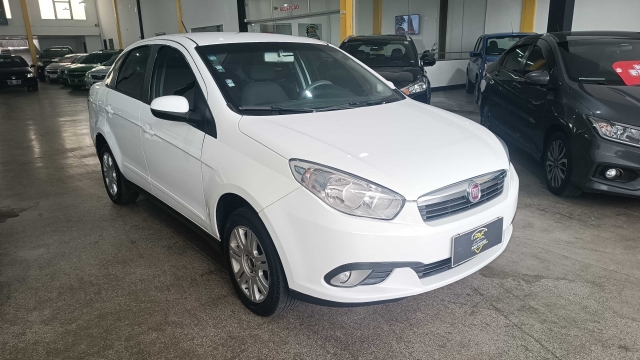 FIAT Grand Siena ATTRACT 1.4 14/15 | R & F MOTORS | Portal OBusca