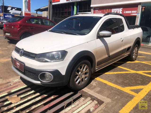 VOLKSWAGEN SAVEIRO CROSS CE 1.6 13/14 | Garage Sete | Portal OBusca