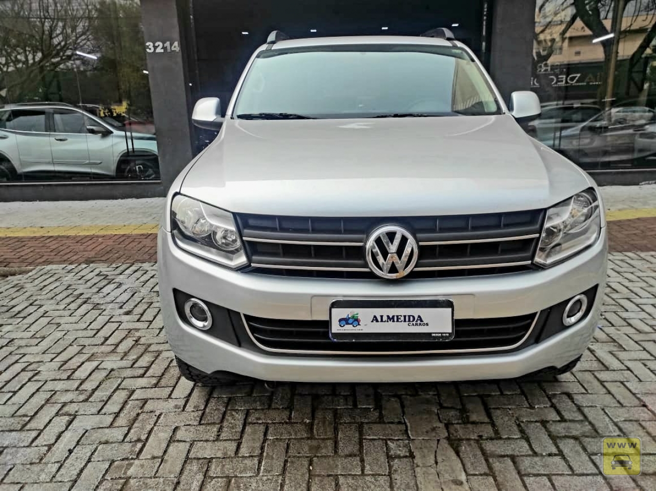 VOLKSWAGEN AMAROK CD 4X4. Veículo ALMEIDA CARROS