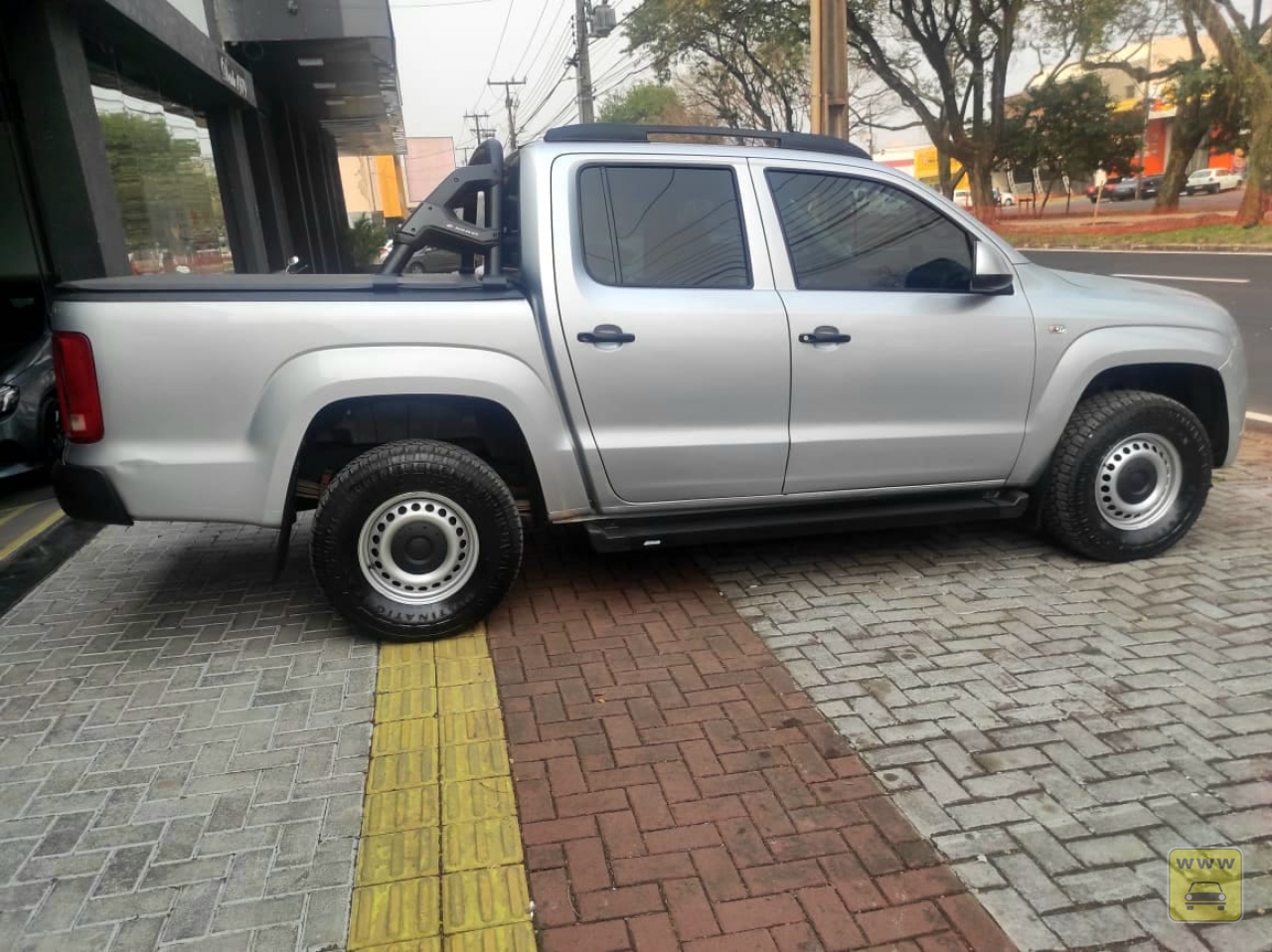 VOLKSWAGEN AMAROK CD 4X4. Veículo ALMEIDA CARROS