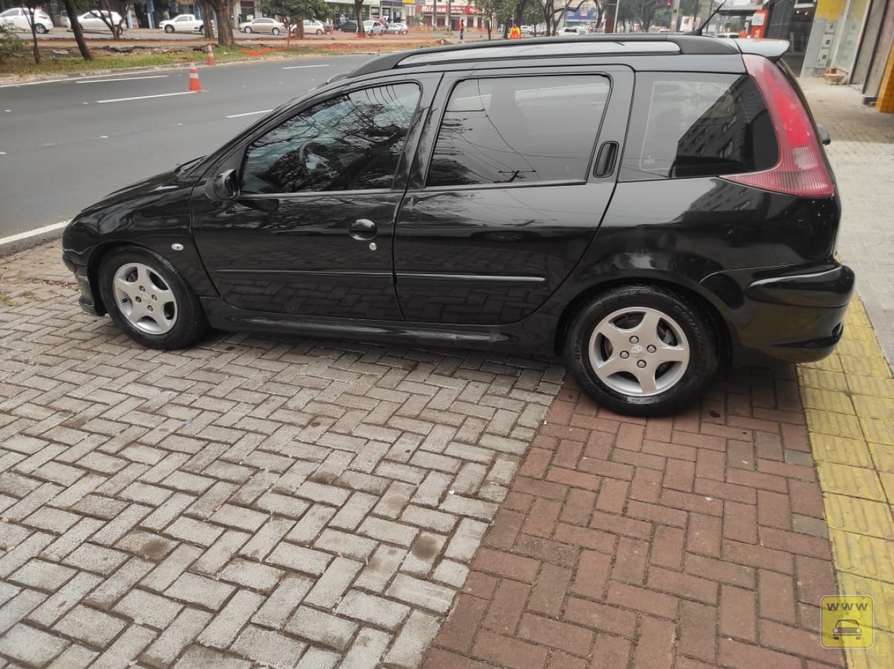 PEUGEOT 206 SW 1.6  FELINE. Veículo ALMEIDA CARROS