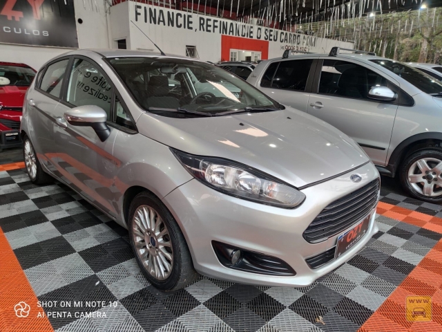 FORD FIESTA 1.6 17/17 | Ozy Veículos | Portal OBusca