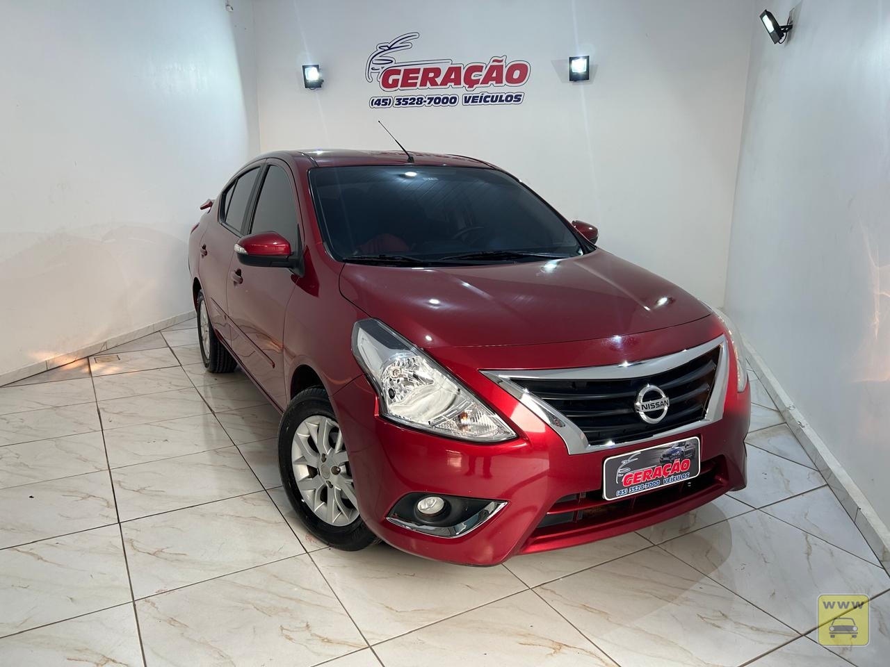 NISSAN VERSA 1.6 COMPLETO. Veículo GERAÇÃO VEÍCULOS - FOZ